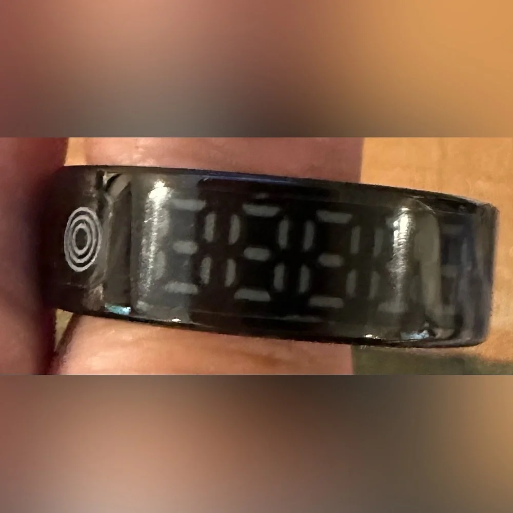 Smart Ring Health Tracker with LED Display Screen - Black - New In Box